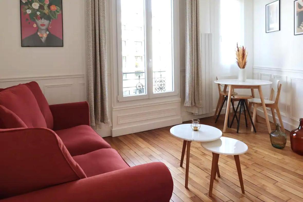 Charmant Appartement Cosy A Сюрен Екстериор снимка