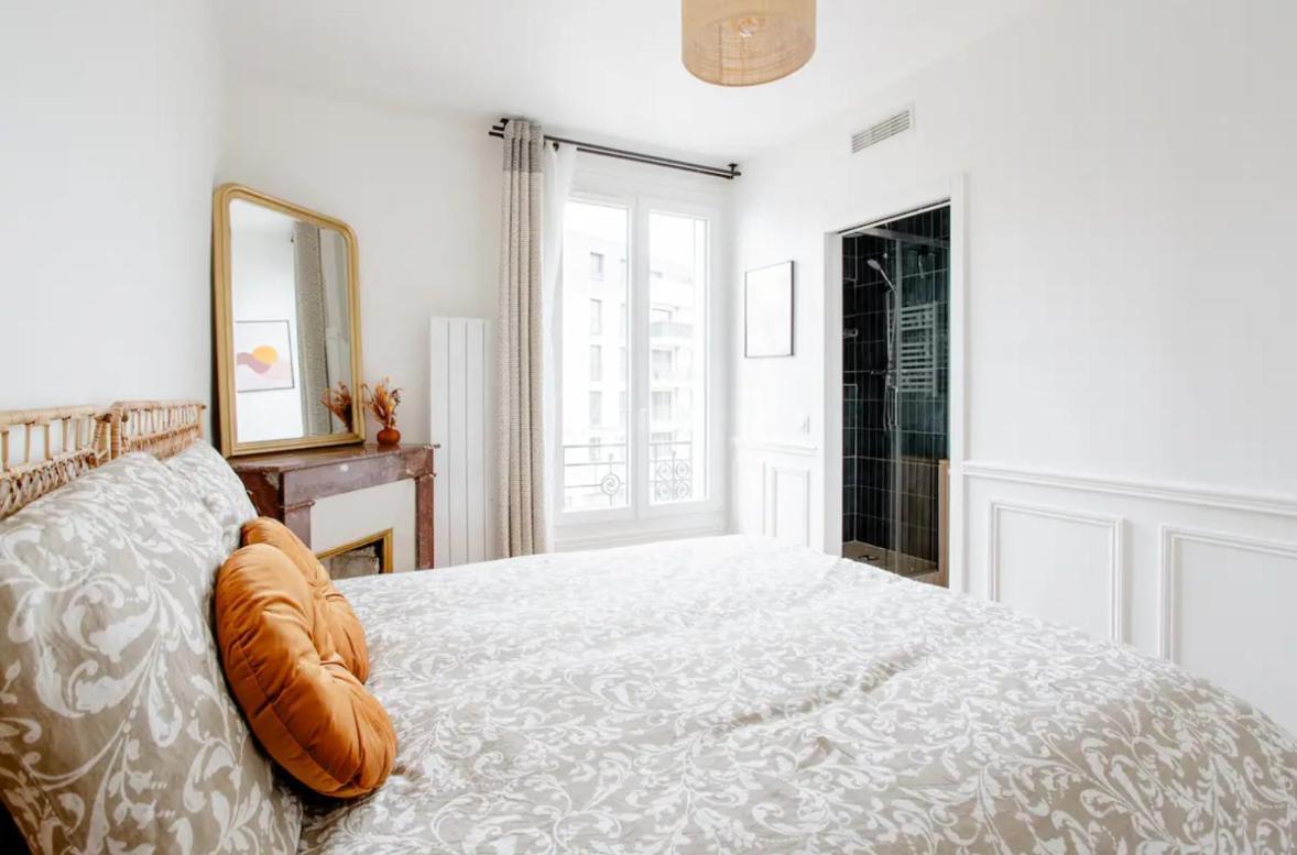 Charmant Appartement Cosy A Сюрен Екстериор снимка