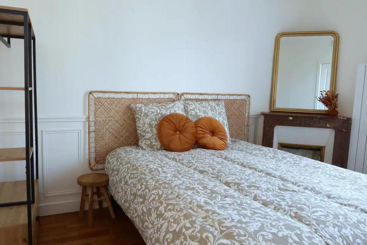 Charmant Appartement Cosy A Сюрен Екстериор снимка
