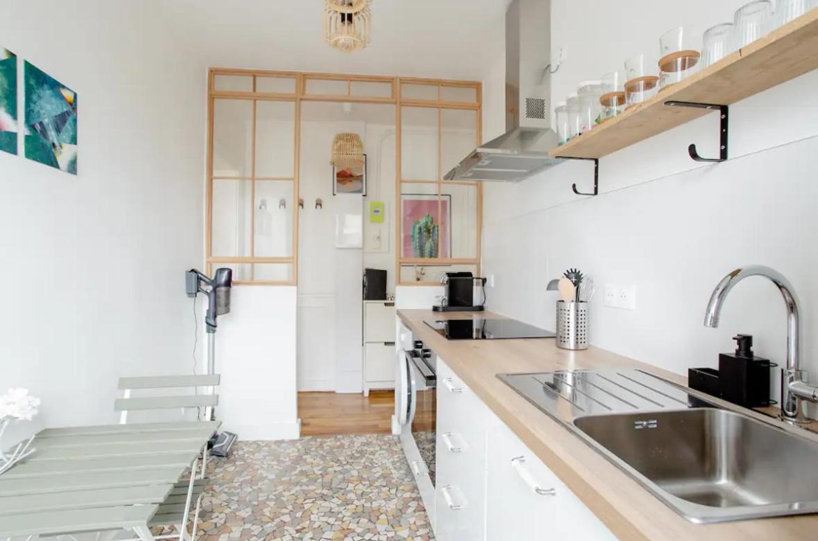Charmant Appartement Cosy A Сюрен Екстериор снимка