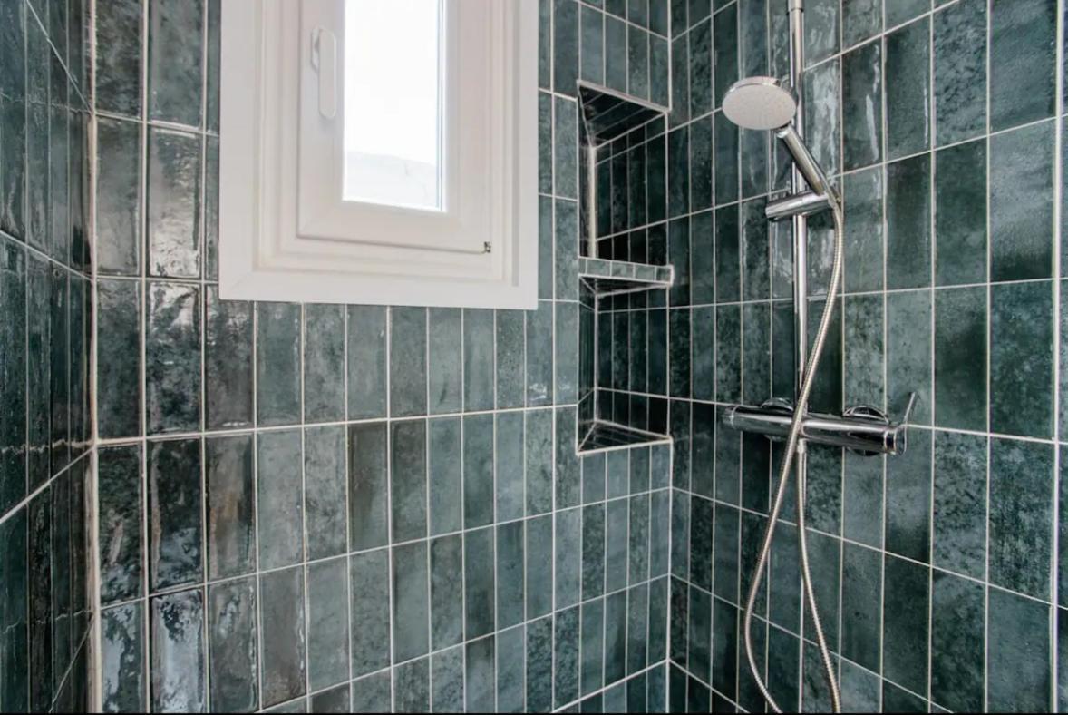 Charmant Appartement Cosy A Сюрен Екстериор снимка