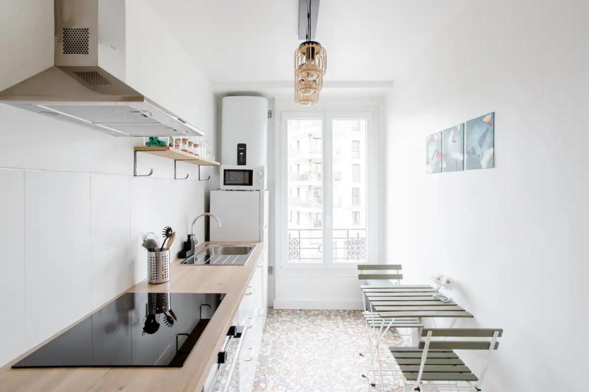 Charmant Appartement Cosy A Сюрен Екстериор снимка