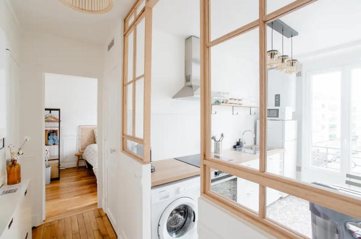 Charmant Appartement Cosy A Сюрен Екстериор снимка
