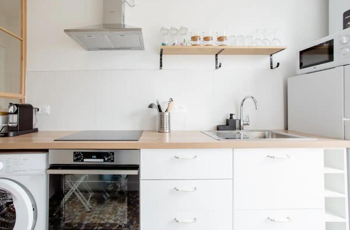 Charmant Appartement Cosy A Сюрен Екстериор снимка